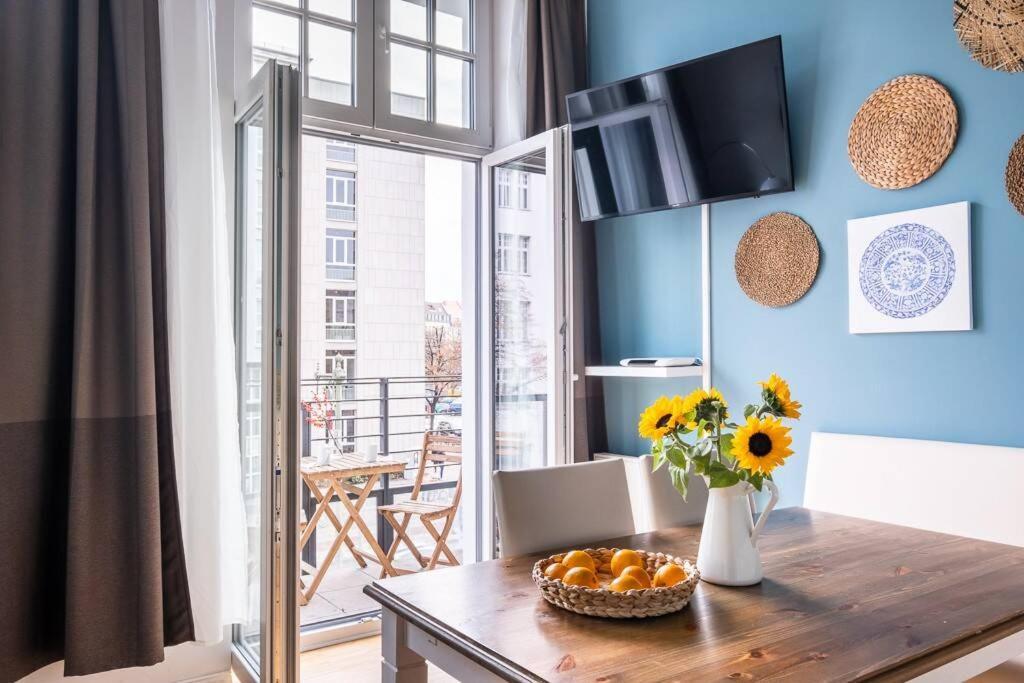 Sc 05 By Rockchair Apartments L Superhost Status L 2 Bedrooms Boxspringbeds Balcony Elevator - Cozy Family & Business Flair Welcomes You! Берлин Екстериор снимка