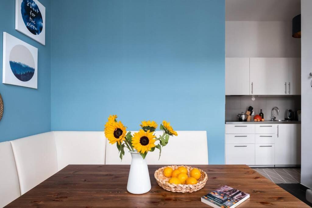 Sc 05 By Rockchair Apartments L Superhost Status L 2 Bedrooms Boxspringbeds Balcony Elevator - Cozy Family & Business Flair Welcomes You! Берлин Екстериор снимка
